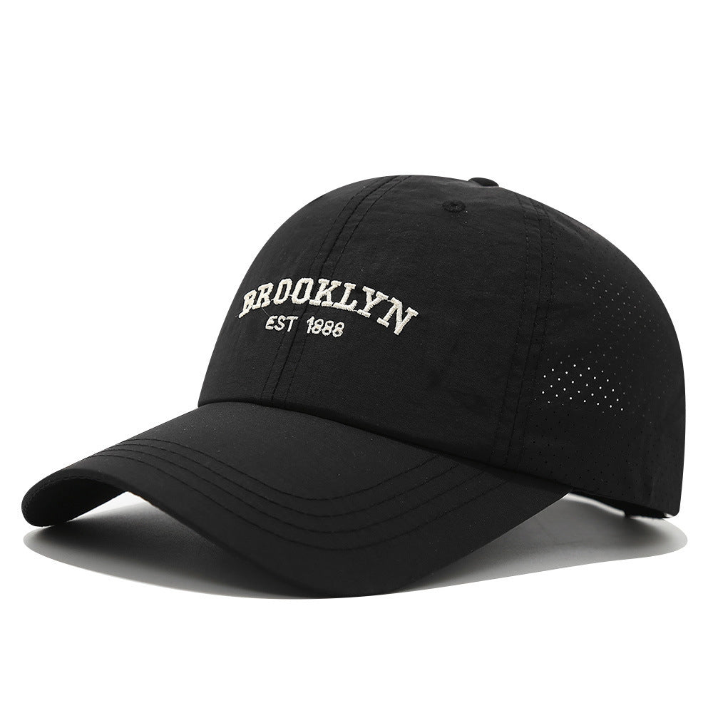 Men's and women's slim-fit embroidered baseball cap with Brooklyn design, perfect for daily commuting and outdoor activities.