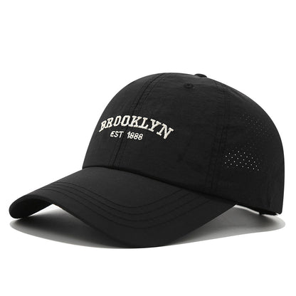 Men's and women's slim-fit embroidered baseball cap with Brooklyn design, perfect for daily commuting and outdoor activities.