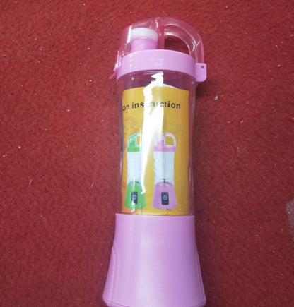 USB rechargeable portable juicer with instruction label shown on the side, ideal for making smoothies and juices.
