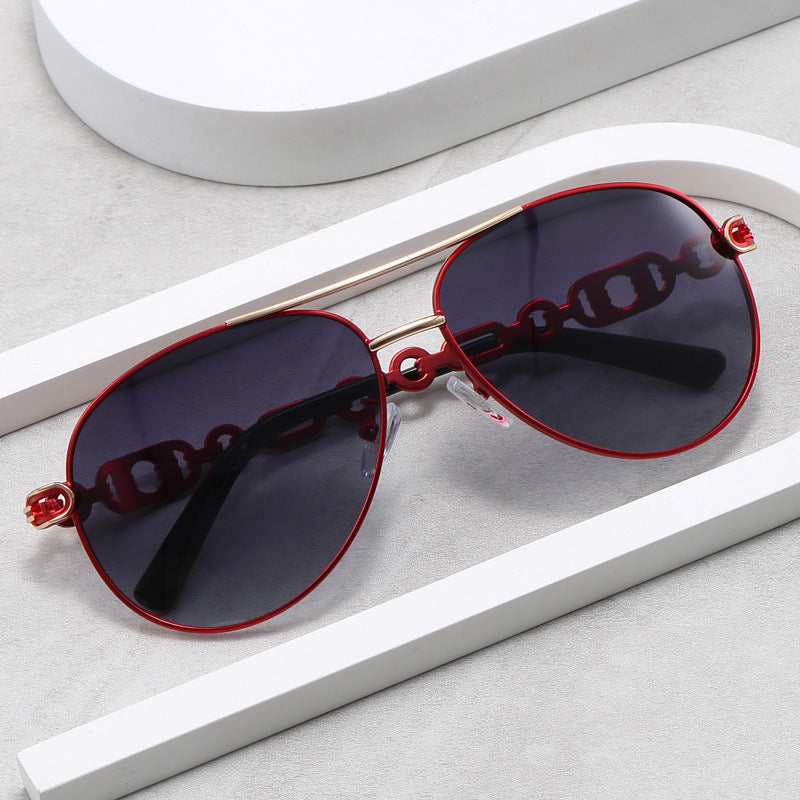 New Polarized Two-tone Plated Fashionable Hollow Out UV Protective Sunglasses on display