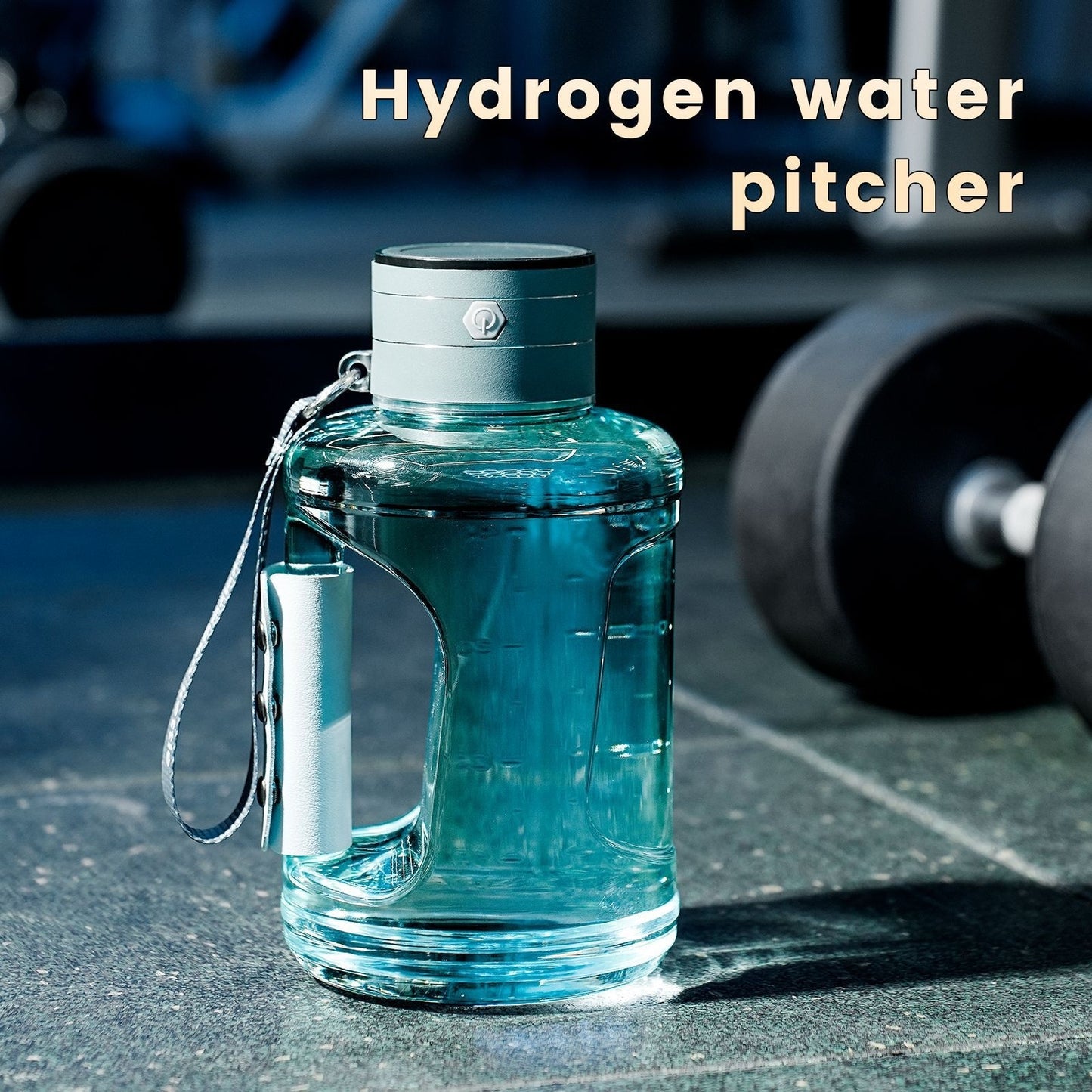 Portable kettle for mineral water bottles in peacock green color with a capacity of 1.5L.